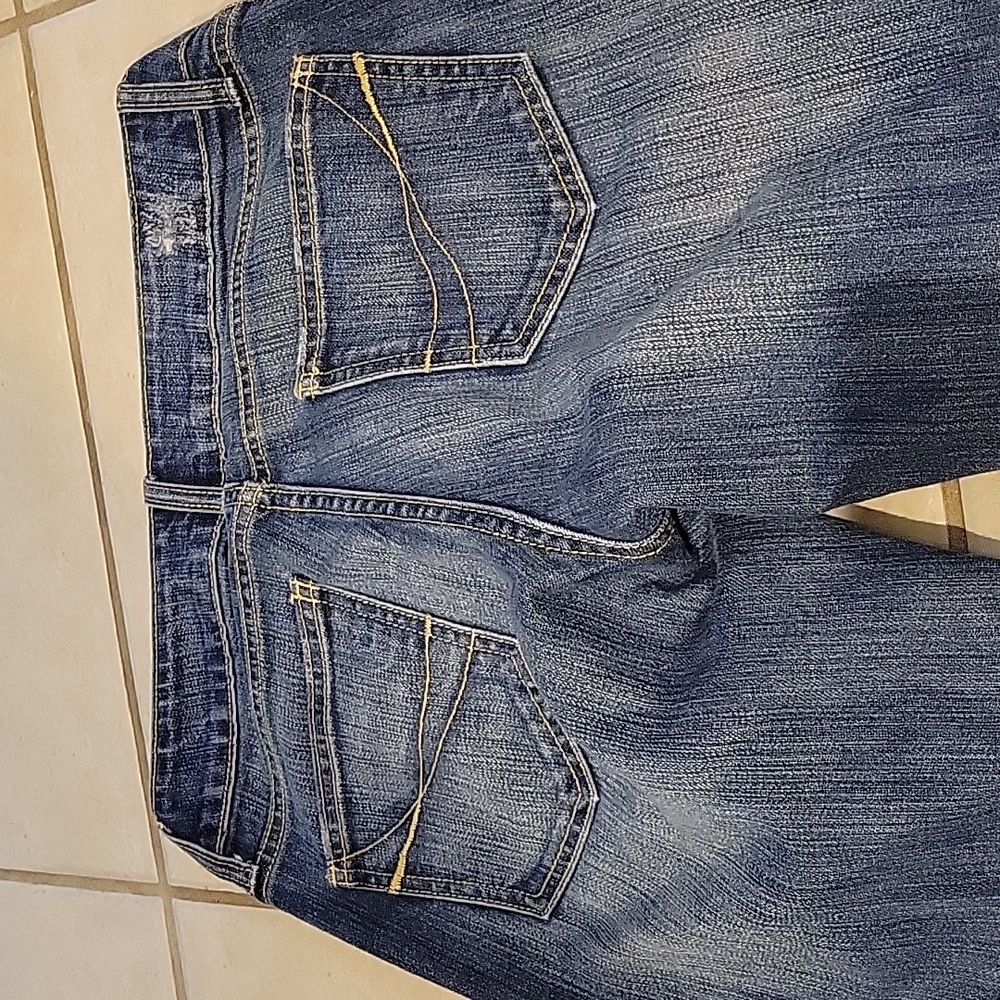 Jeans - Picture 3 of 3